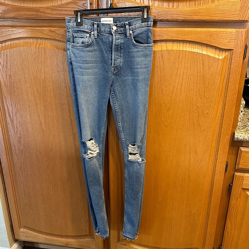 Cotton Citizen Distressed Blue Jeans in like new condition Size 25